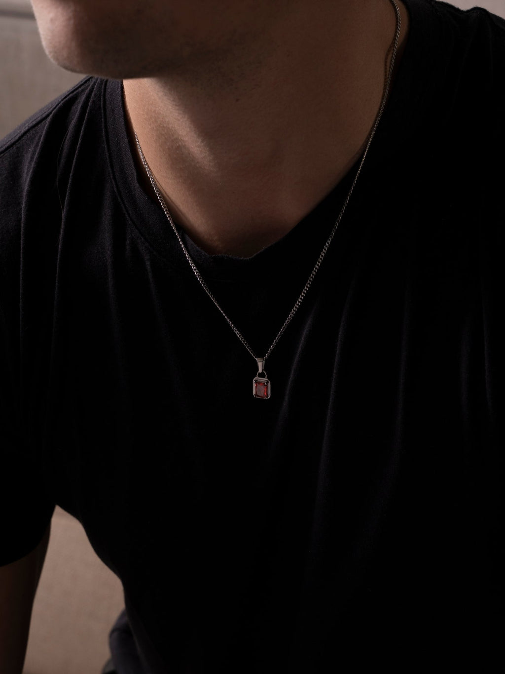 RED GEMSTONE CHAIN | Zilver