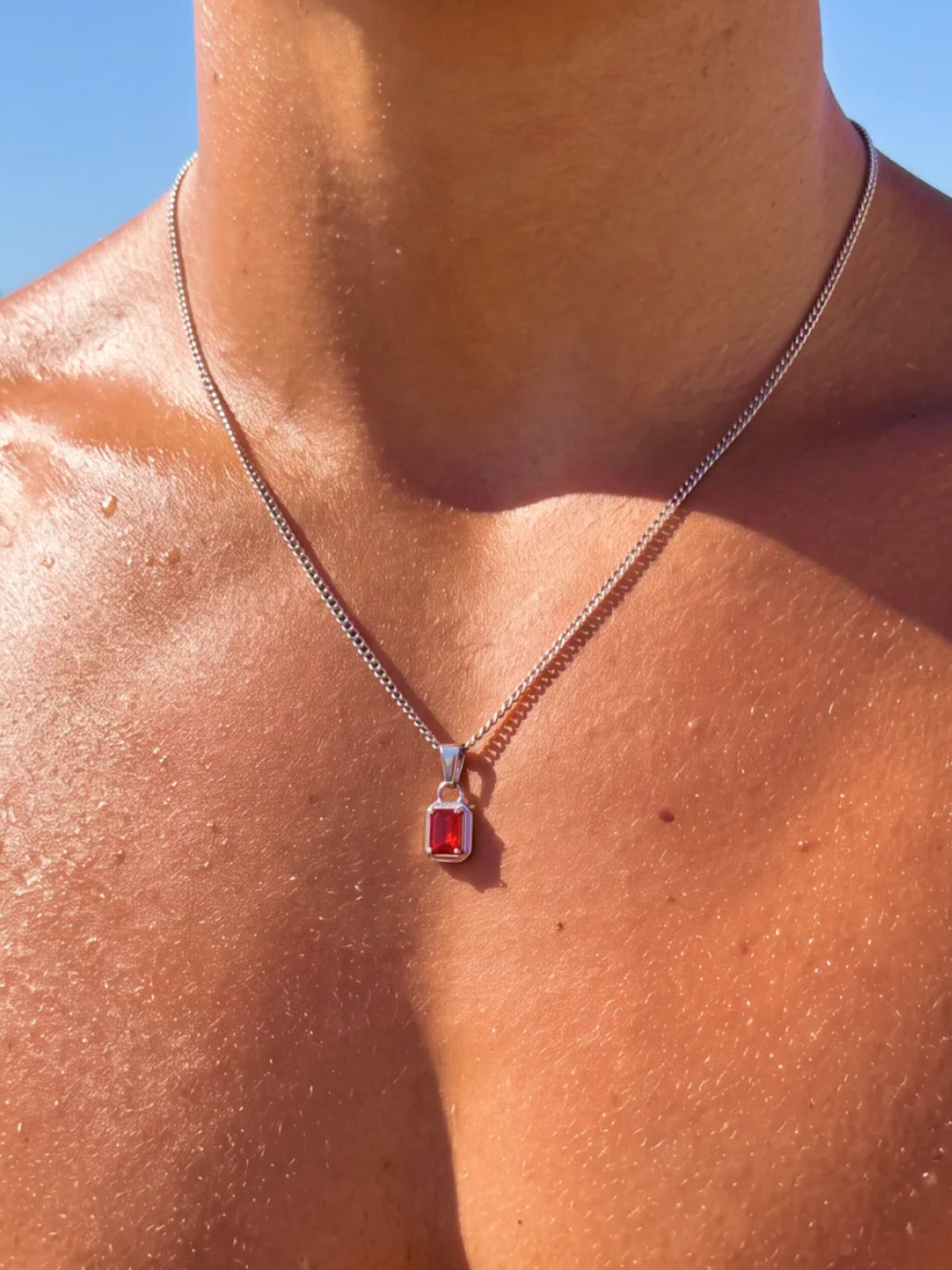 RED GEMSTONE CHAIN | Zilver