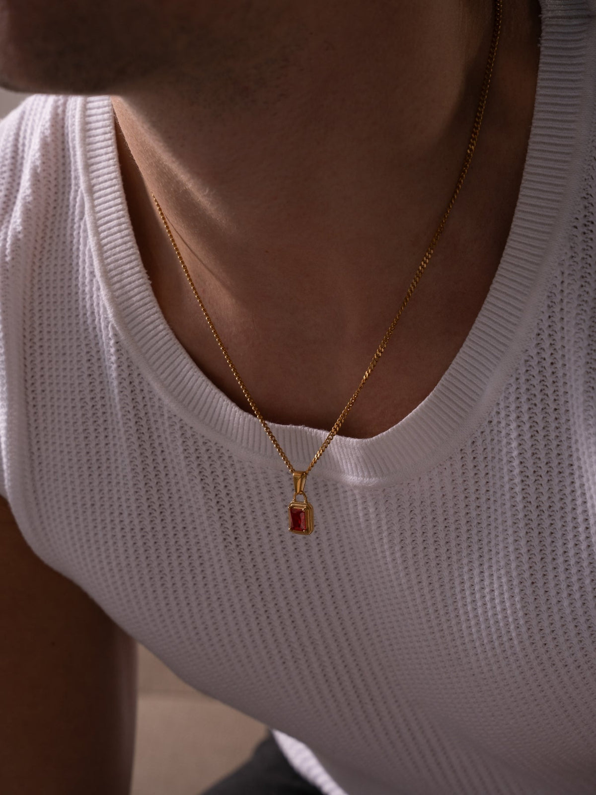 RED GEMSTONE CHAIN | 18K Goud