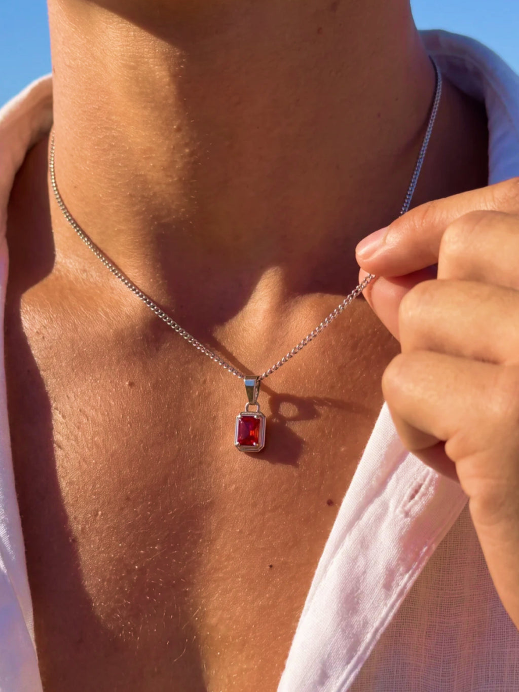 RED GEMSTONE CHAIN | Zilver
